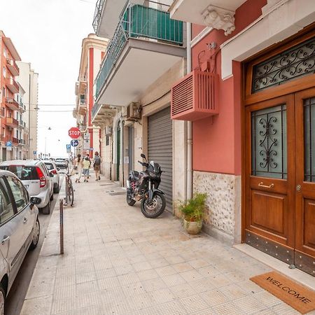 Madame Bari' Suite Apt In The Heart Of Bari Esterno foto