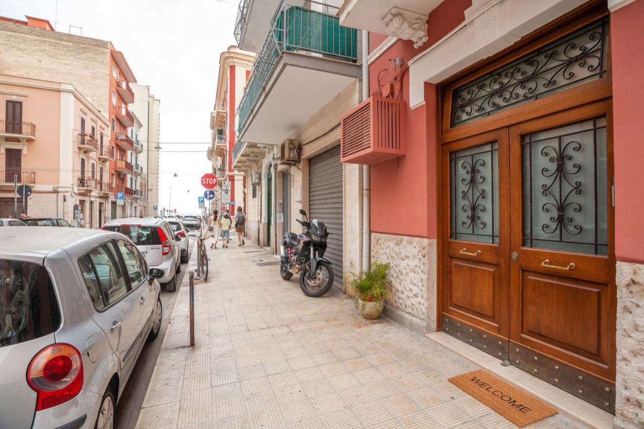 Madame Bari' Suite Apt In The Heart Of Bari Esterno foto