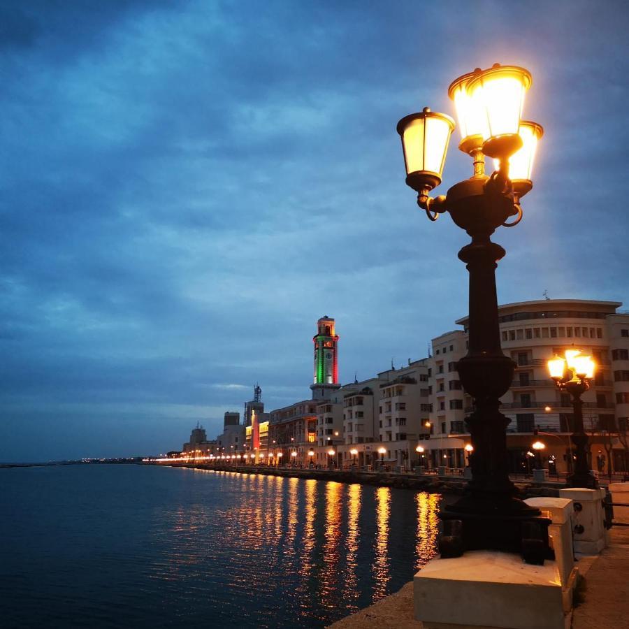 Madame Bari' Suite Apt In The Heart Of Bari Esterno foto