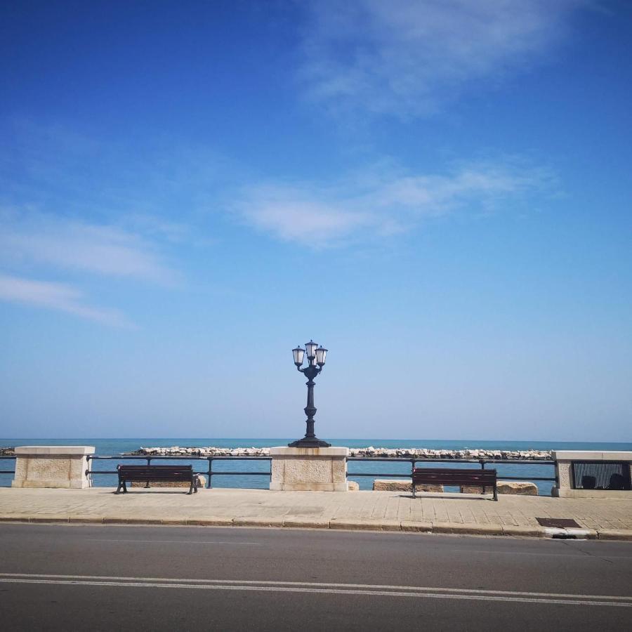Madame Bari' Suite Apt In The Heart Of Bari Esterno foto